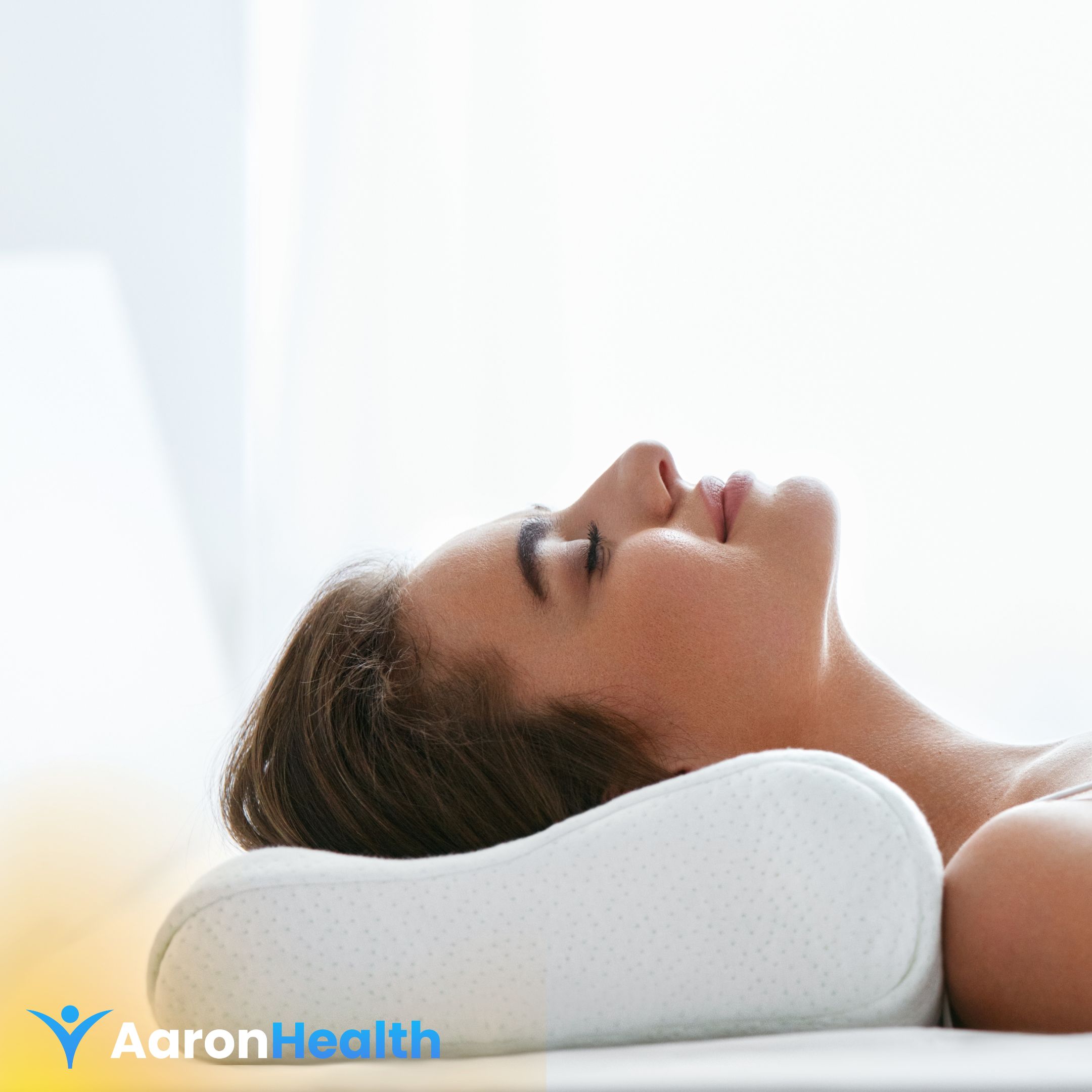 Sleeping on a curved pillow is great for posture